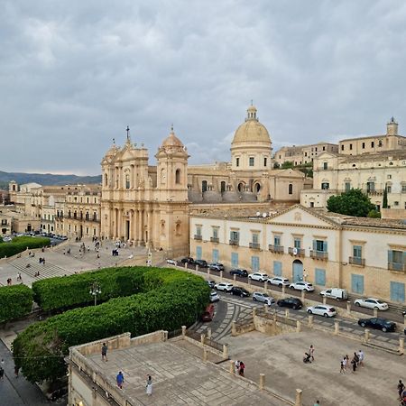 Vila Casa Bommegna Noto Exteriér fotografie